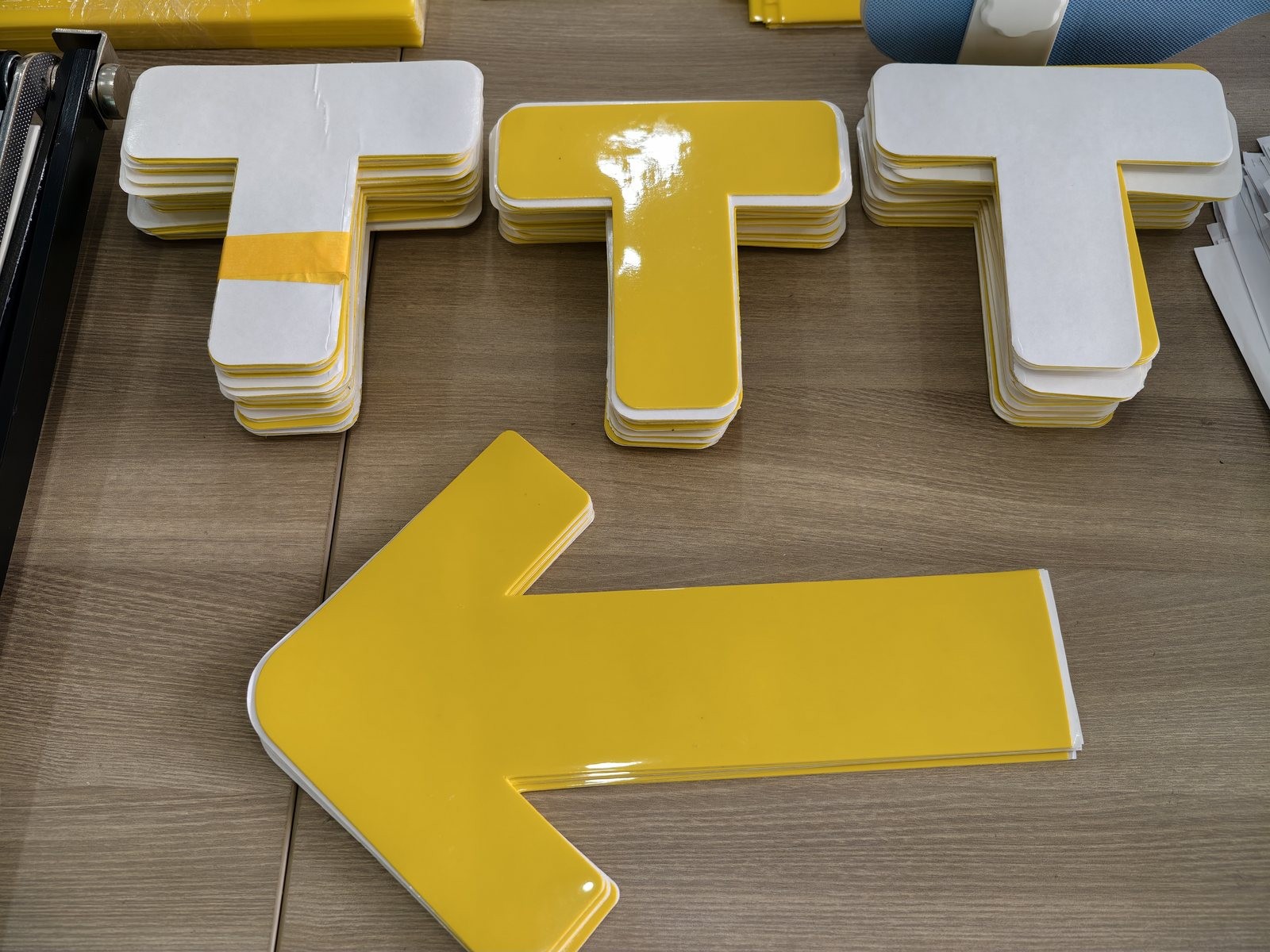 Wear-Resistant Floor Arrows — view 1 of 7